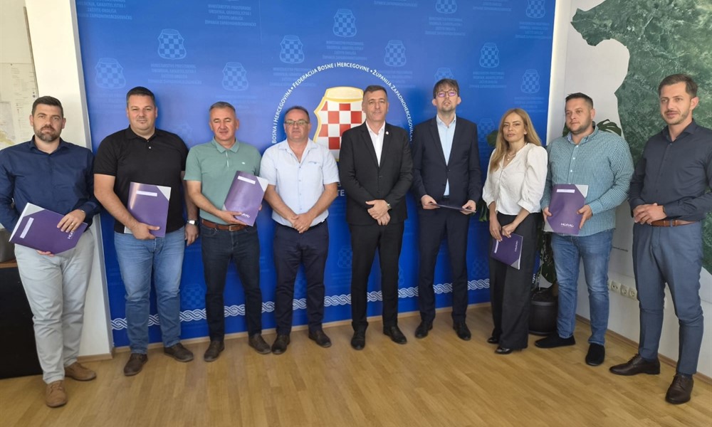 preuzimanje službenog automobila posušje
